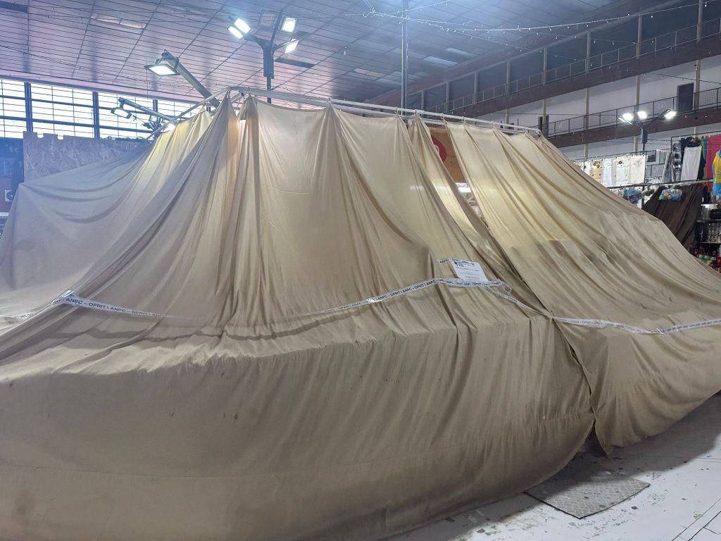 FOTO | ANPC a luat la "žpuricat" și Hala Obor Veche. Inspectorii lui Piedone au găsit pește st - Imagine 6