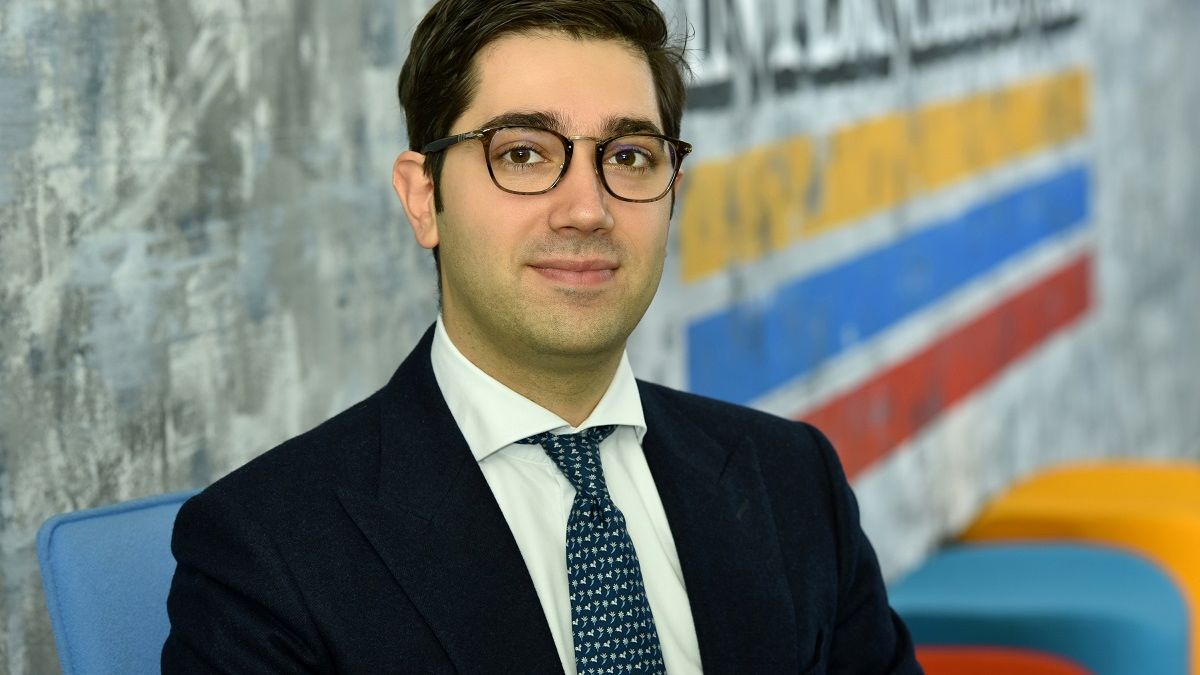 Colliers numeste un fost economist al UniCredit la conducerea departamentului de cercetare