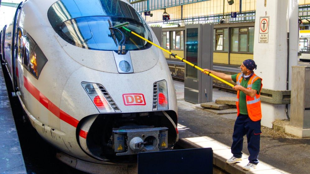 Germania va investi 40 miliarde de euro pentru a reduce întârzierile trenurilor