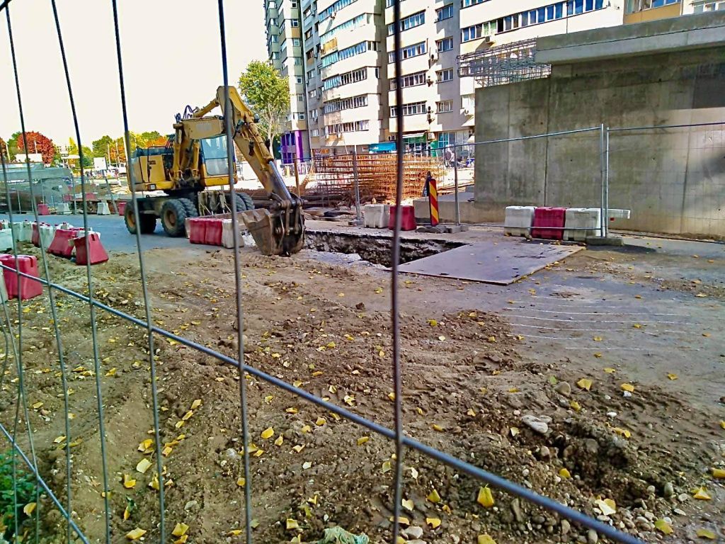 A început asfaltarea Pasajului Doamna Ghica. Când se va putea circula pe el - Imagine 1