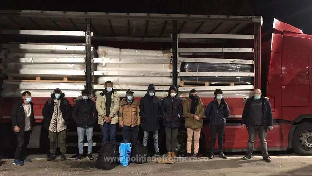 Nouă cetăţeni din Afganistan au încercat să intre ilegal în România