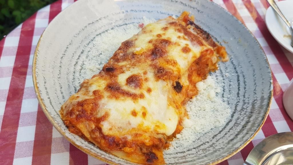 Review restaurant George Butunoiu: Cannoleria din Beller, ca din filmele italienești de altădată