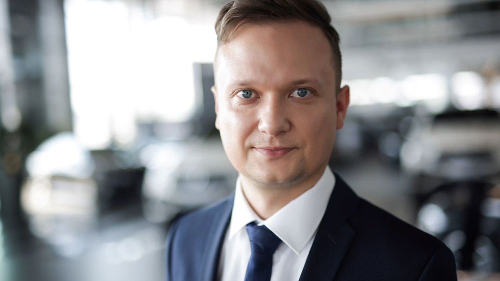 Ce îi atrage pe români la o mașină electrică? Interviu cu Alexandru Rugină, COO Mercedes-Benz Vans România