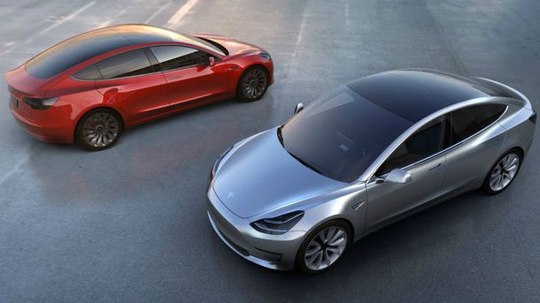 Tesla Model 3 poate fi comandat in principalele tari europene: autonomie de 544 kilometri. Livrarile incep in februarie