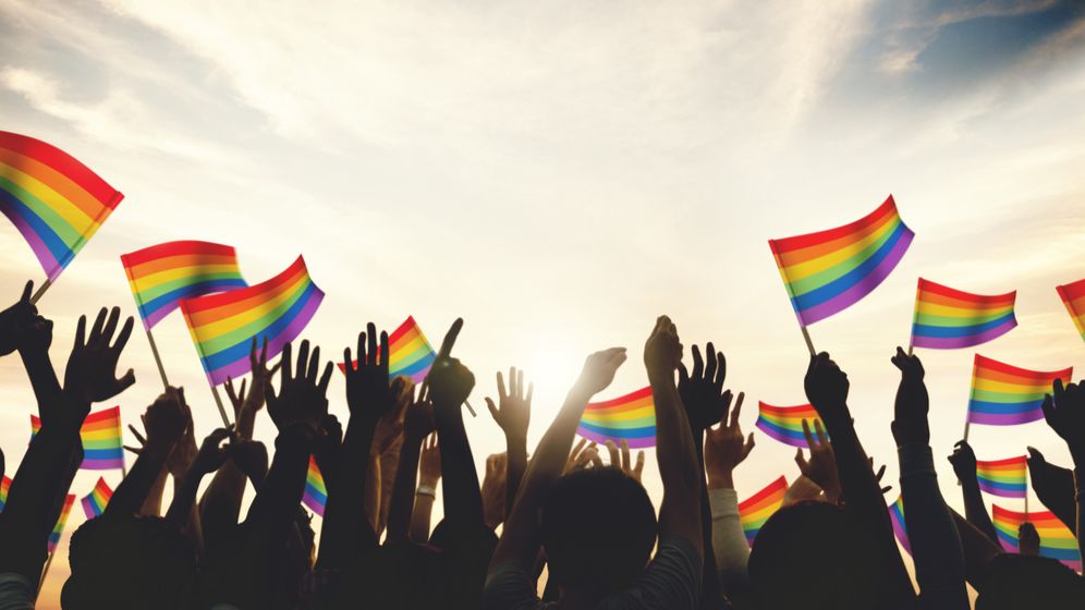 Grecia legalizează căsătoriile gay. Prima țară majoritar creștin-ortodoxă care face acest lucru
