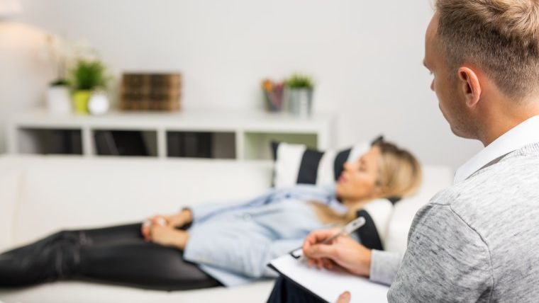 Proiect: Cei care vor sa devina parlamentari trebuie sa aiba acordul psihologului