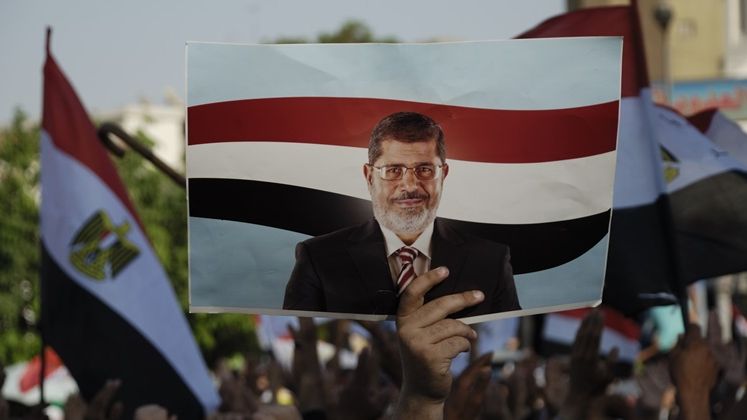 Fostul presedinte egiptean, Mohamed Morsi, condamnat din nou la inchisoare pe viata intr-un dosar de spionaj