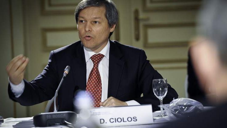 Politico: Dacian Ciolos este dispus sa ramana in politica, atat timp cat i se respecta independenta