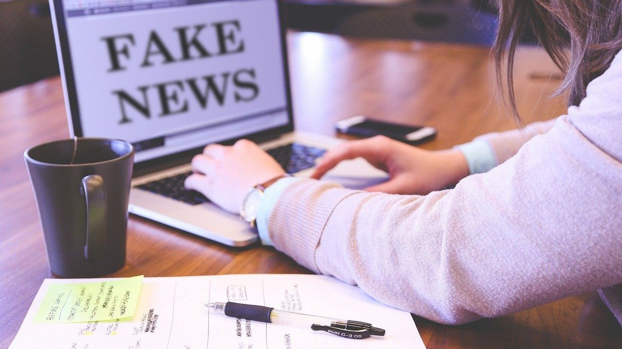 COVID-19 | Uniunea Europeană a descoperit 110 narative de tip fake-news despre noul virus