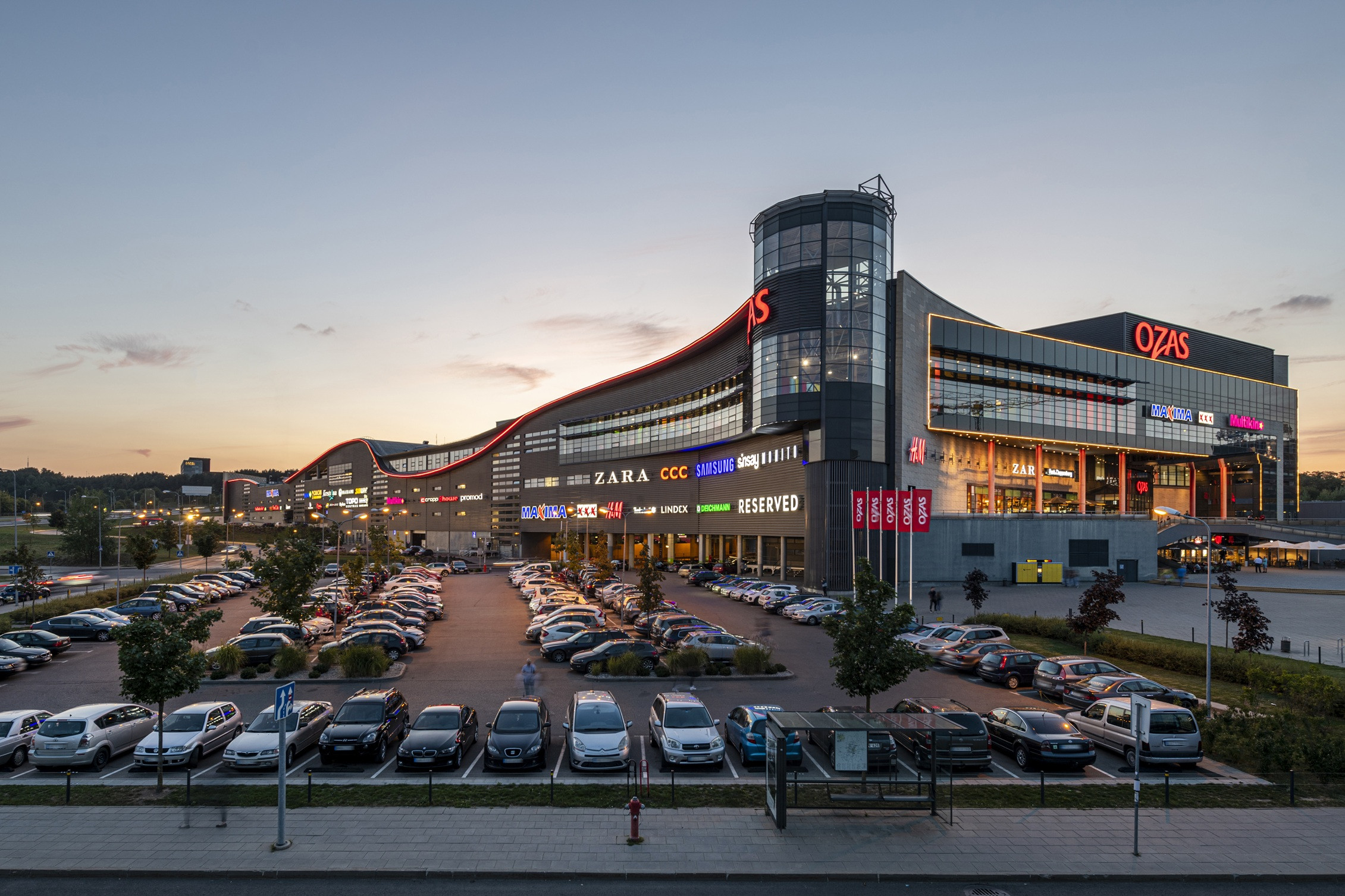 NEPI Rockcastle vinde un mall cu 200 de milioane de euro și iese din regiunea Baltică. Unde va muta banii