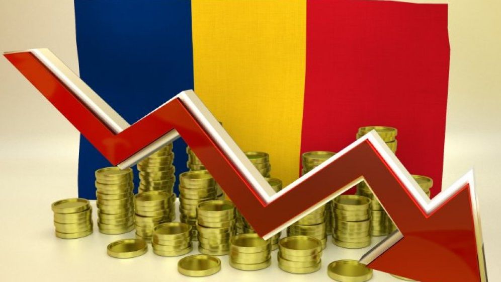 CFA Romania: Cursul va ajunge la 4,72 lei/euro in 6 luni si aproape de 4,8 lei/euro in 12 luni