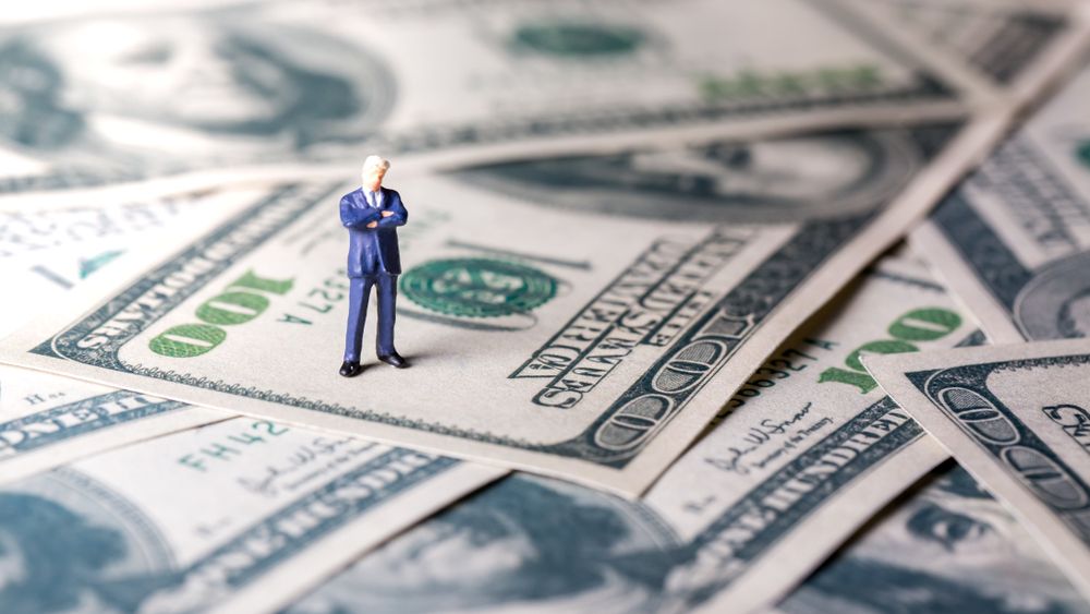 Din taxarea miliardarilor s-ar putea obține un sfert de trilion de dolari în fiecare an