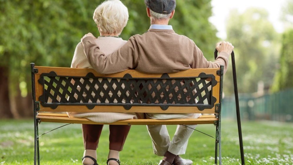Vârsta de pensionare a femeilor se modifică din iulie 2026. Calendarul complet al modificărilor până în 2035
