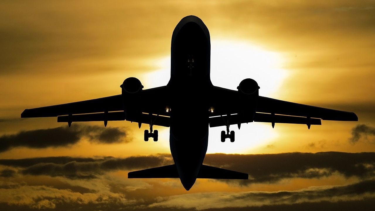 România nu susţine existența unei zone de „no-fly” deasupra Ucrainei, pe modelul Poloniei
