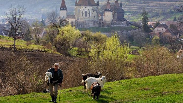 Biertan, satul din centrul tarii considerat "o destinatie ireala" alaturi de Seychelles, Provence si Bora Bora