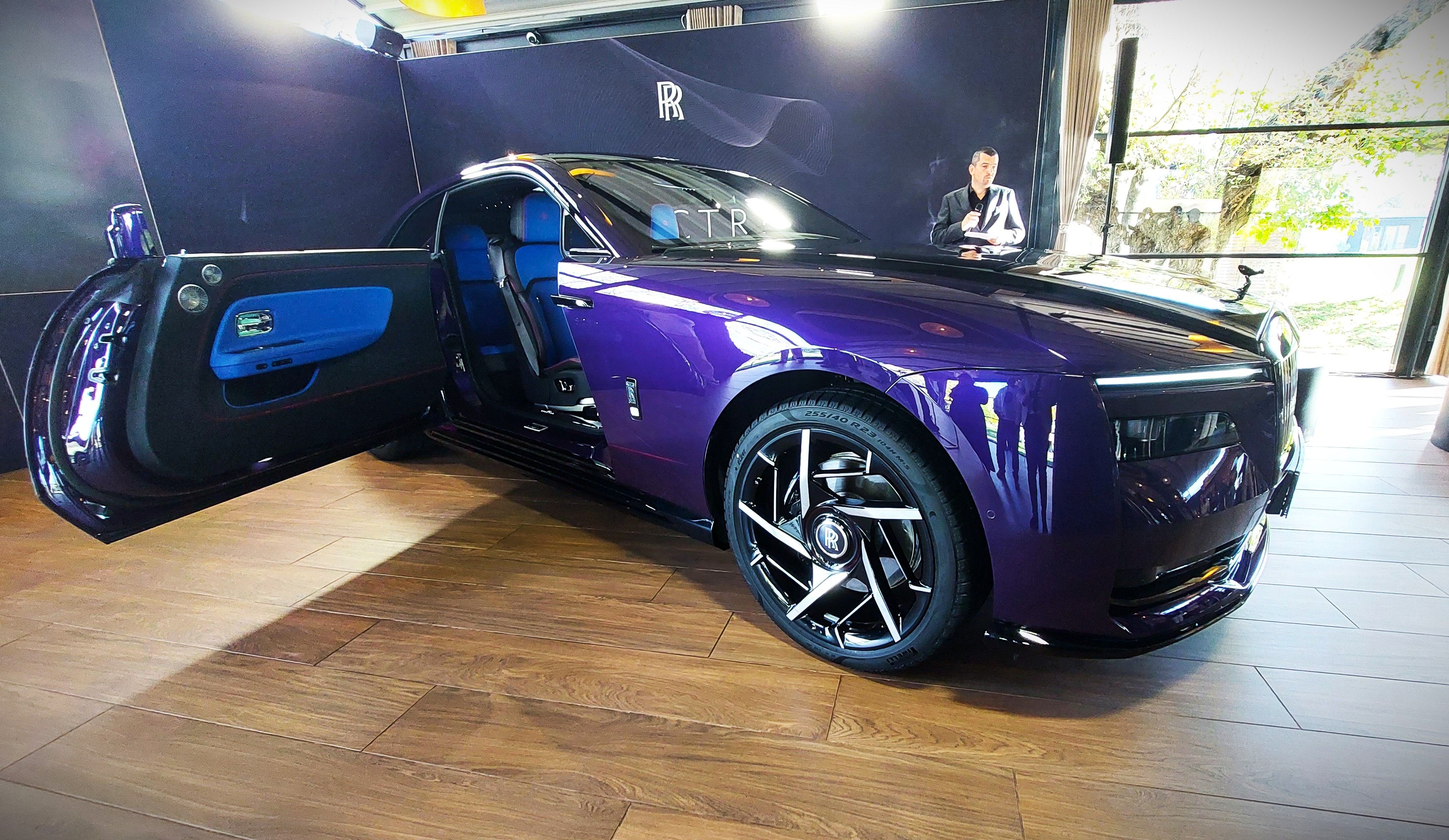 Black Badge Spectre, cel mai puternic Rolls-Royce din toate timpurile, prezentat oficial la București - Poza 18