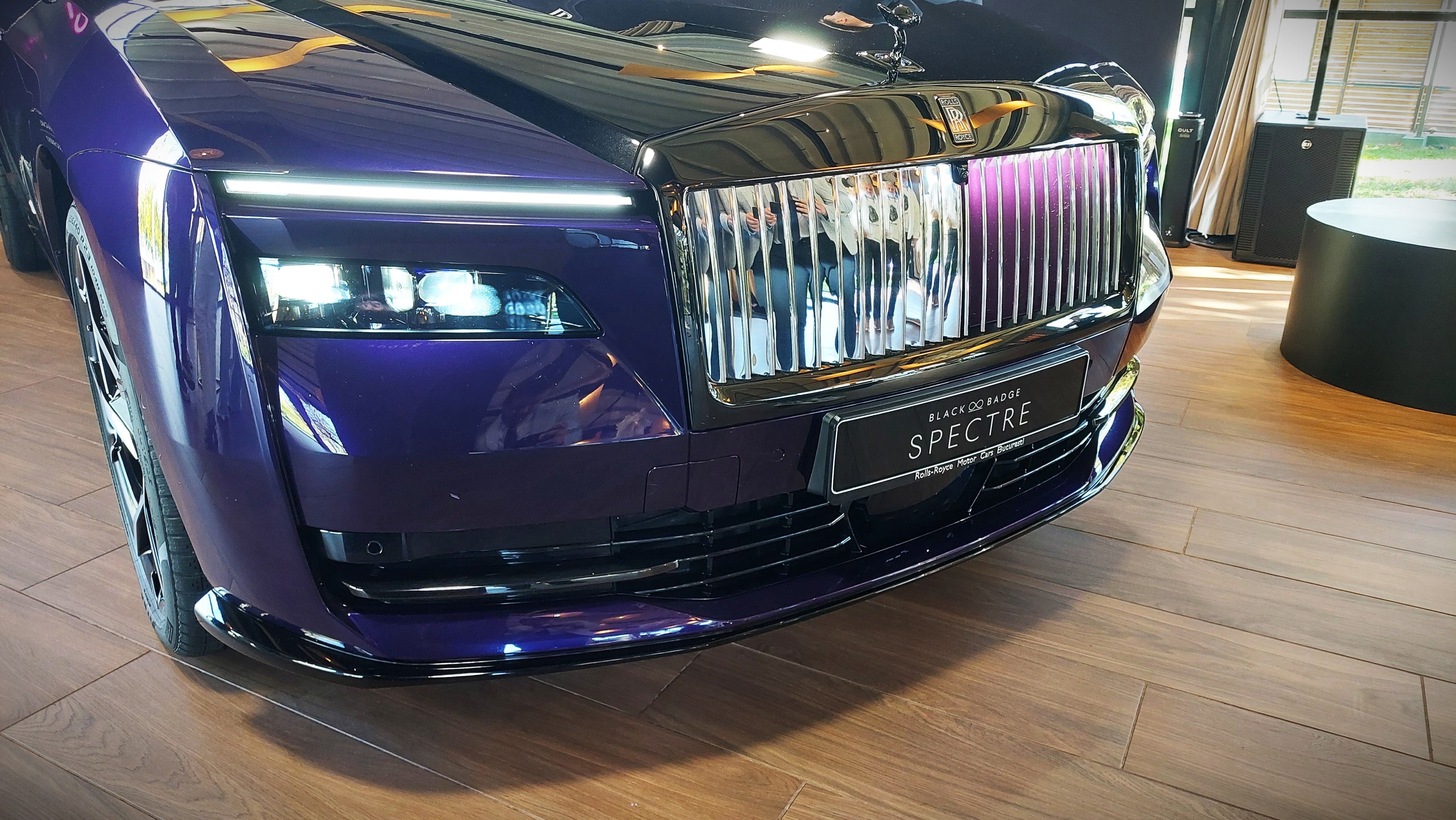 Black Badge Spectre, cel mai puternic Rolls-Royce din toate timpurile, prezentat oficial la București - Poza 15