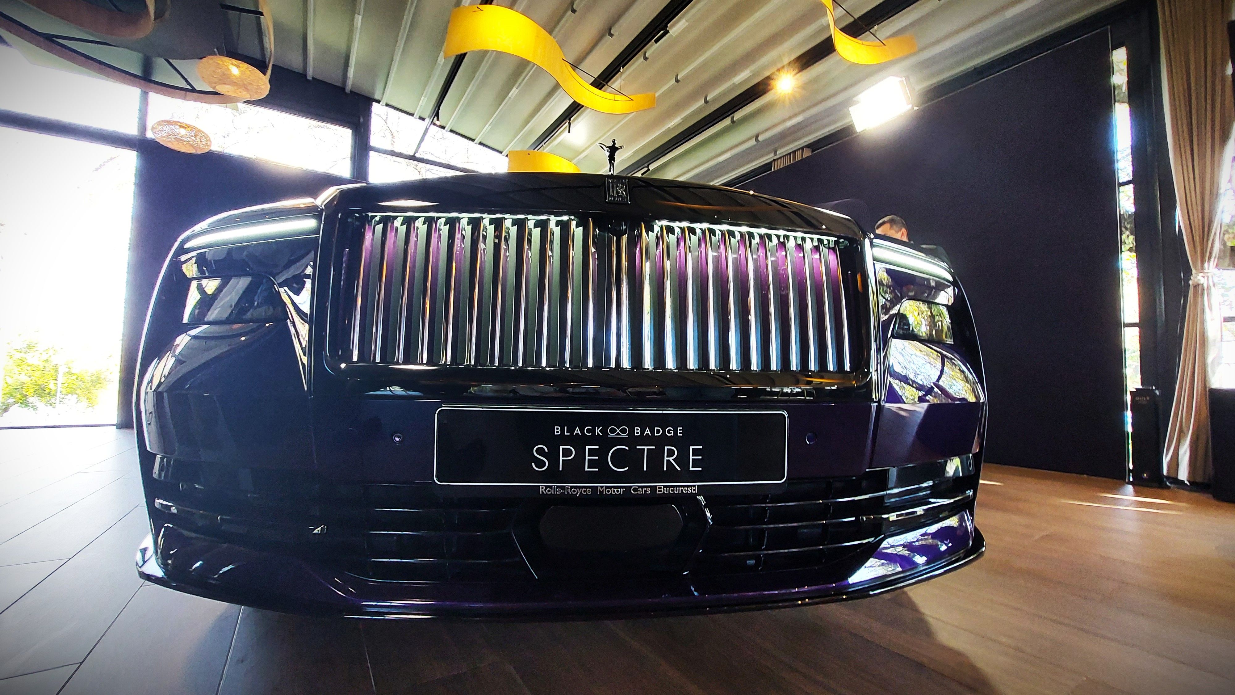 Black Badge Spectre, cel mai puternic Rolls-Royce din toate timpurile, prezentat oficial la București - Poza 13