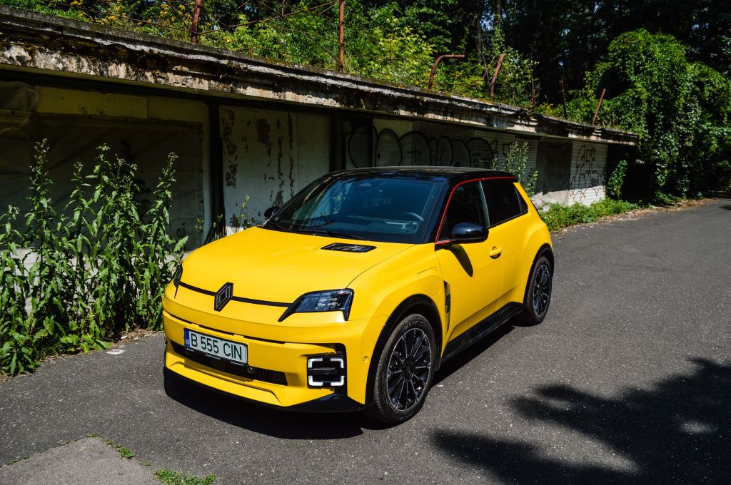 [FOTO] Test Drive Renault 5 E-Tech, o electrică de oraș după care întorci capul de fiecare dată - Imagine 32
