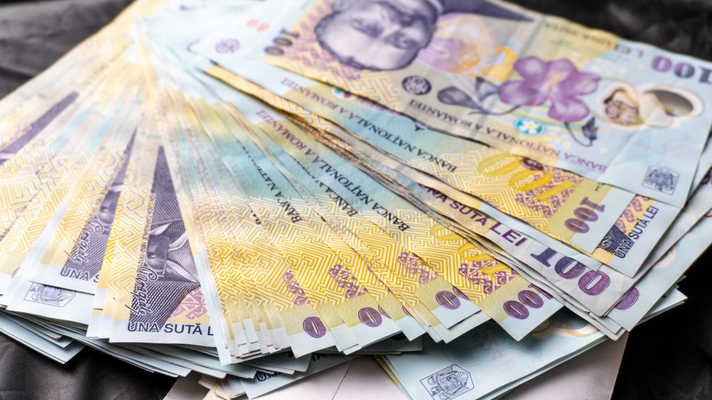 Salariul minim brut pe economie în 2021 este 2.300 de lei