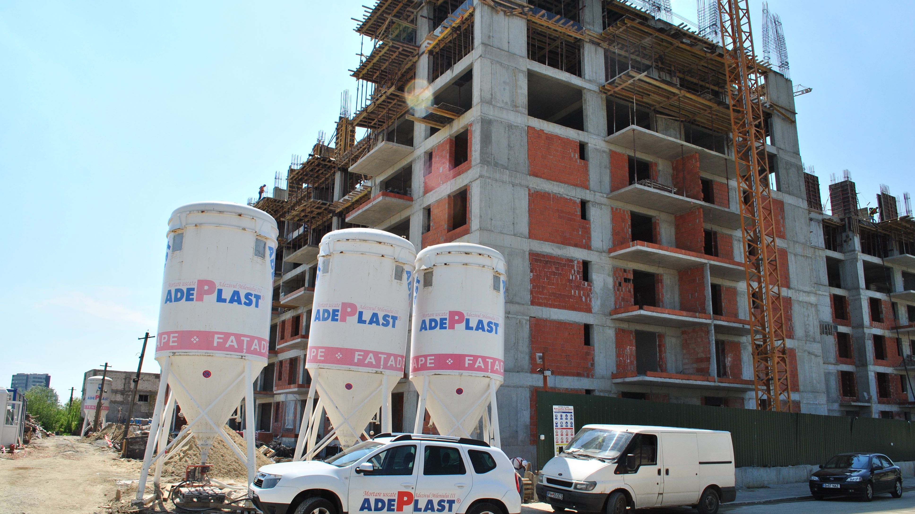 AdePlast a investit peste 10 mil. euro in dotarea companiei cu silozuri mobile cu mortar: "Constructorii cauta sa isi limiteze pierderile si sa sporeasca productivitatea pe santiere"