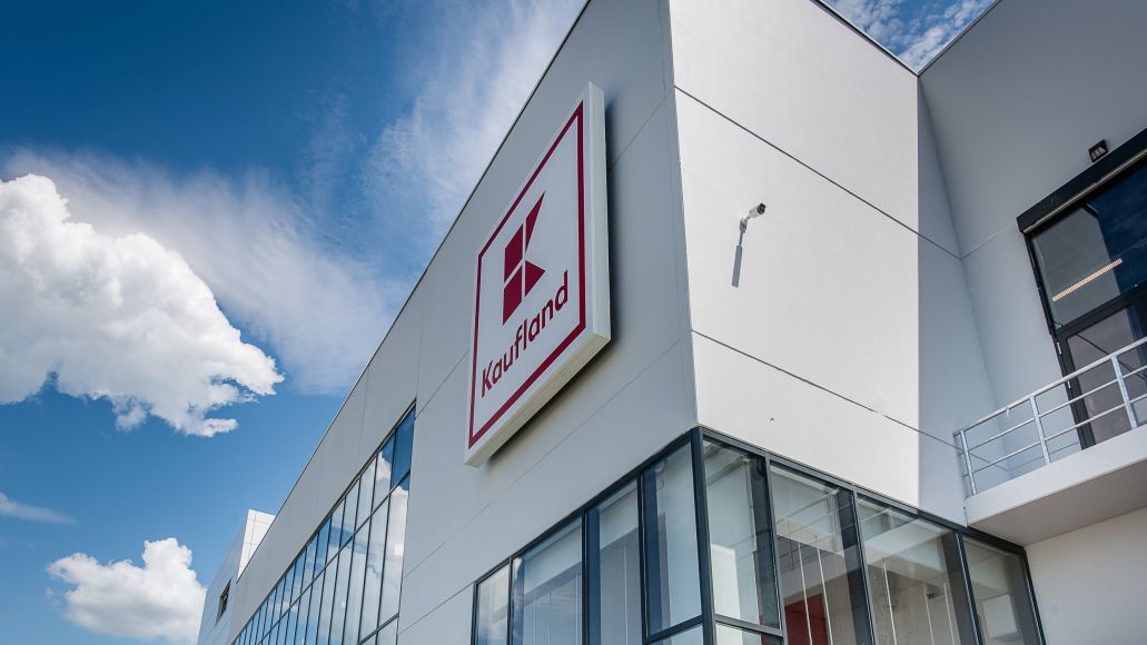 Kaufland deschide doua magazine in aceeasi zi si ajunge la o retea de 124 de hipermarketuri