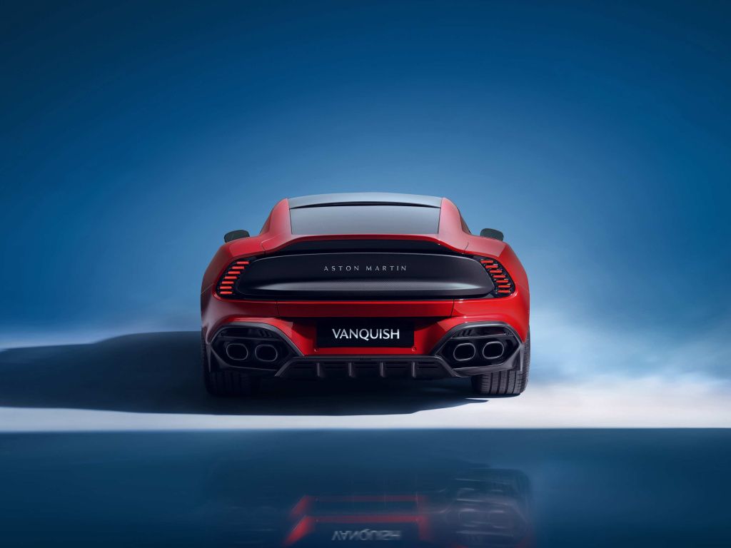 GALERIE FOTO | Aston Martin lansează un nou Vanquish cu motor V12 - Imagine 6