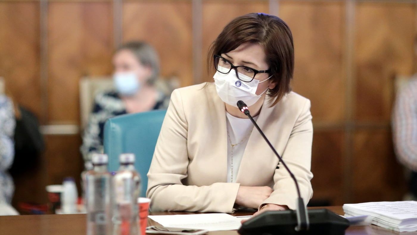 Ioana Mihăilă: Cei care se vaccinează anti-COVID vor primi bonuri de masă