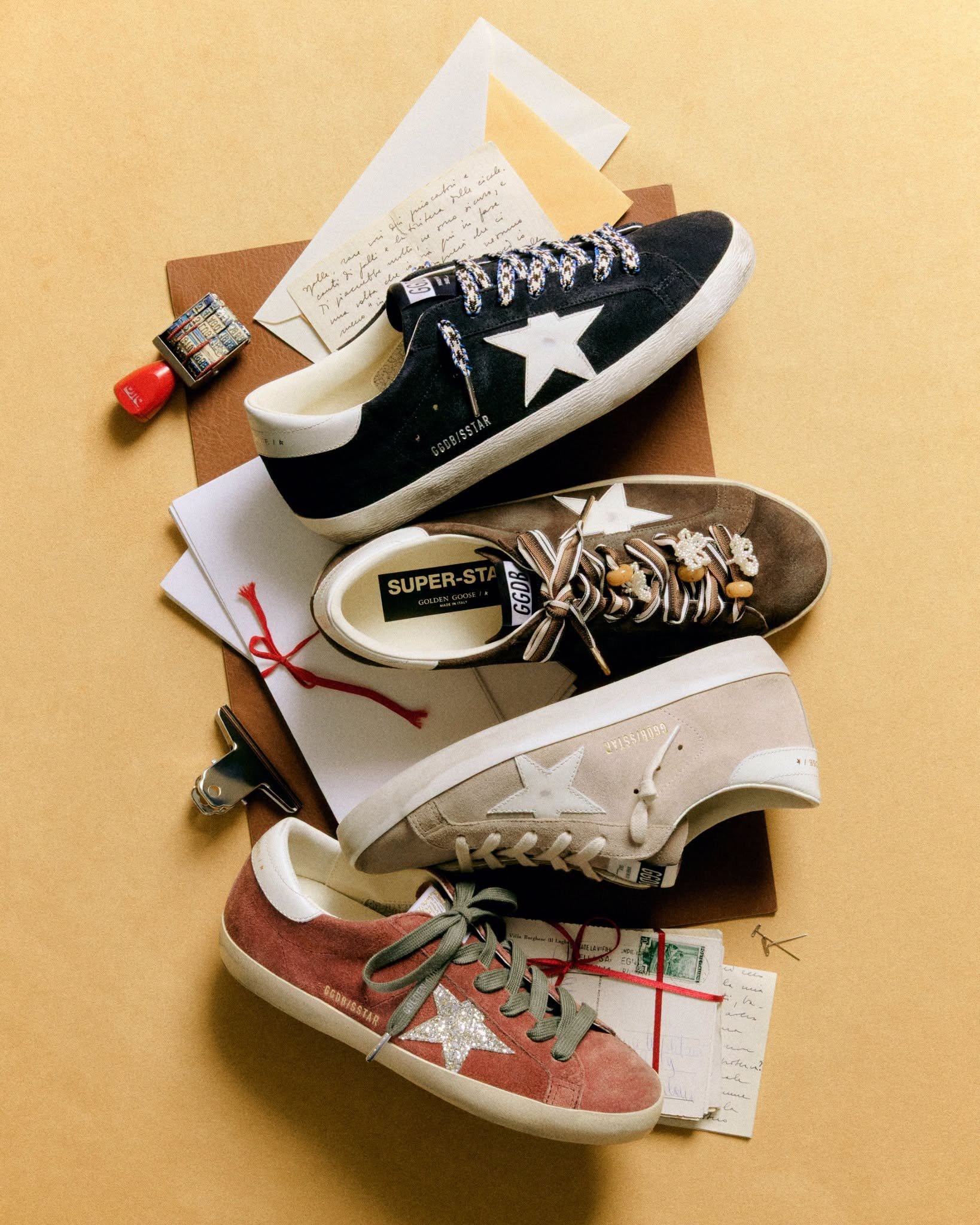 Golden Goose aterizează în România: sneakersii de lux ajung în primul magazin local al brandului
