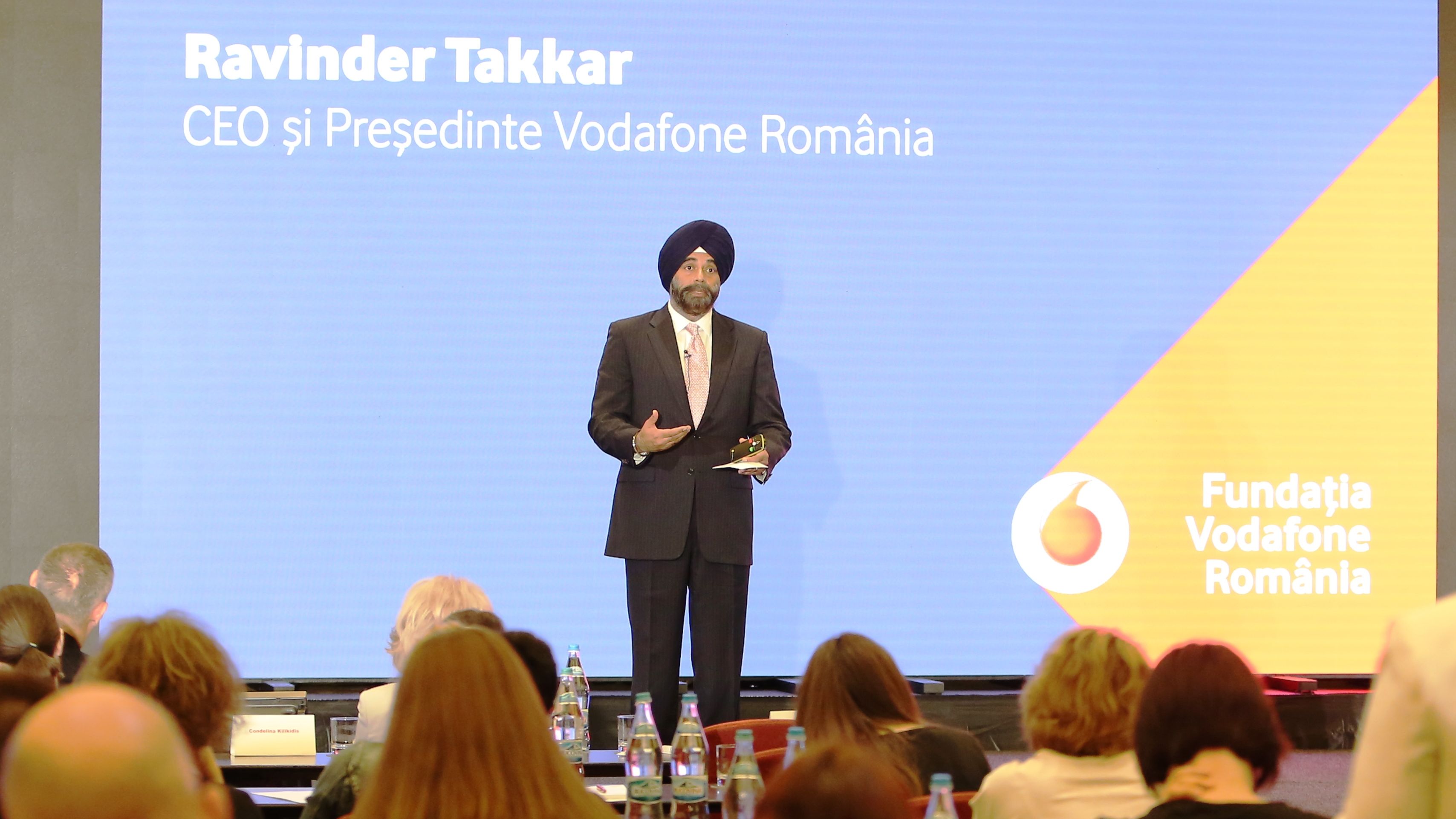 Fundatia Vodafone Romania va finanta cu 600.000 euro 7 proiecte in programul Connecting for Good 2017