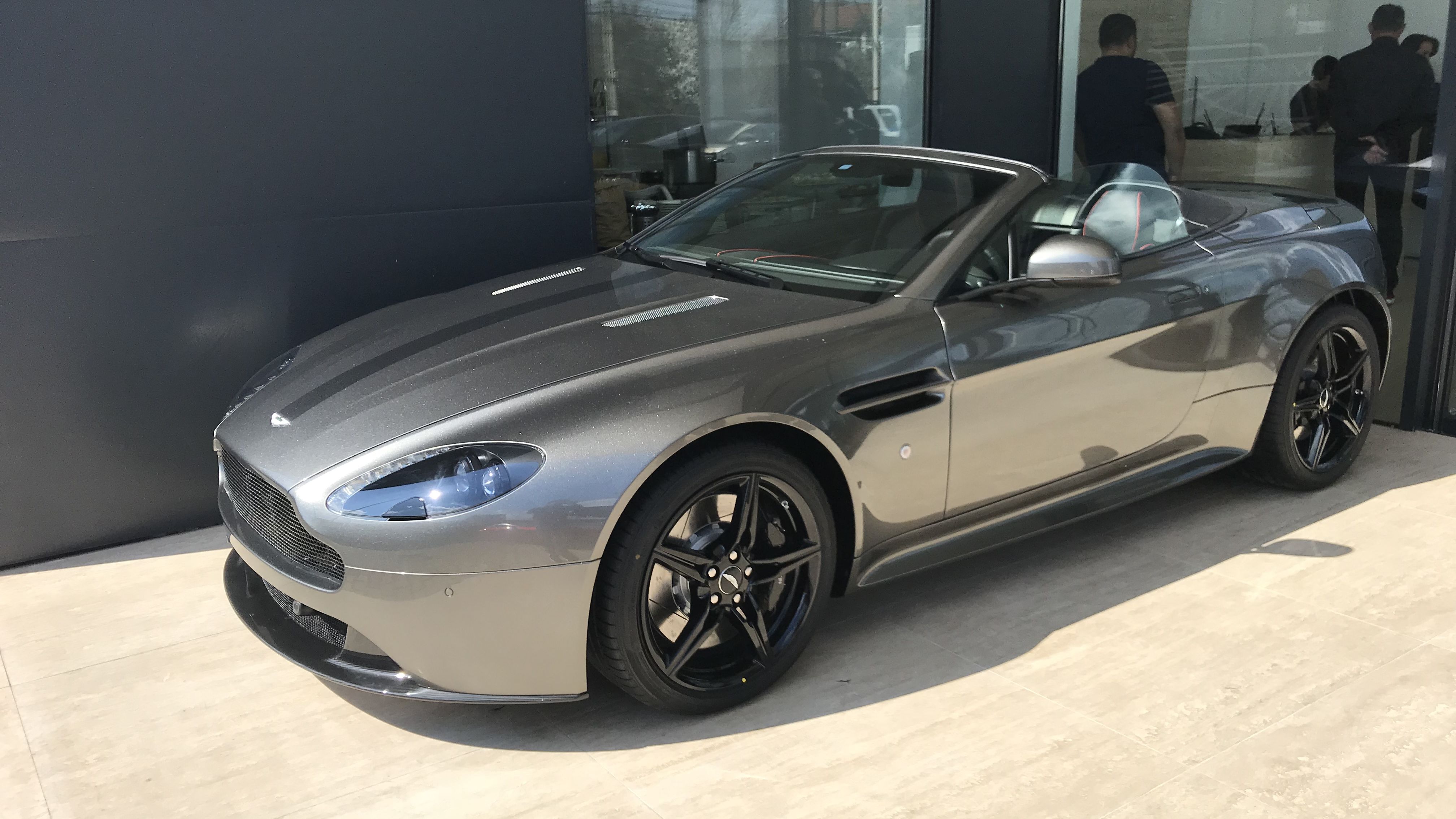 Aston Martin a lansat oficial operatiunile in Romania