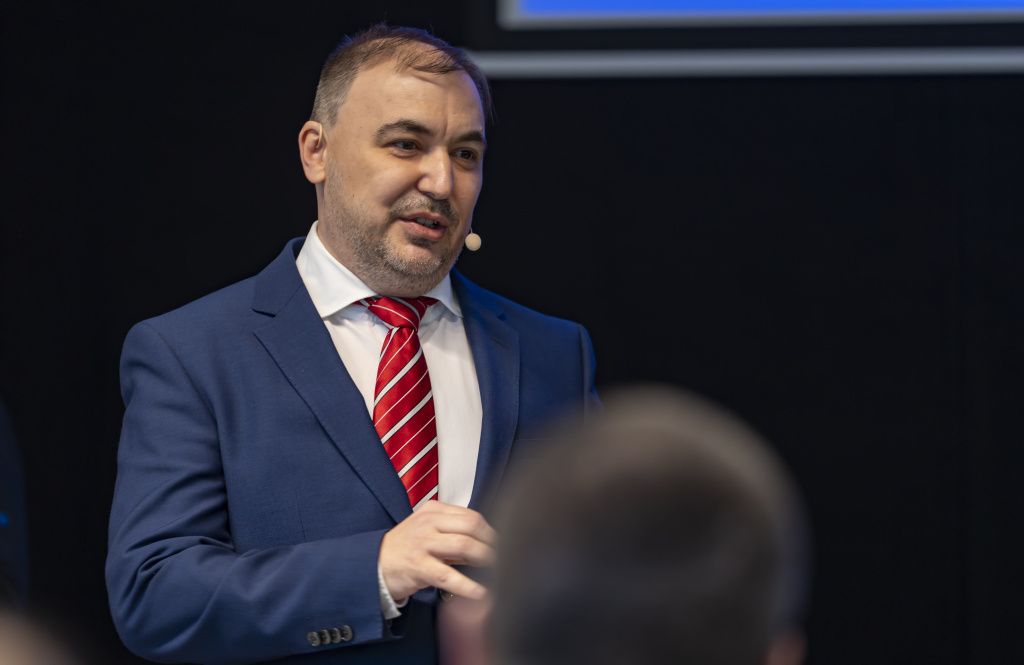 GALERIE FOTO | Centrul logistic Huawei din Waalwijk, Olanda - Imagine 2