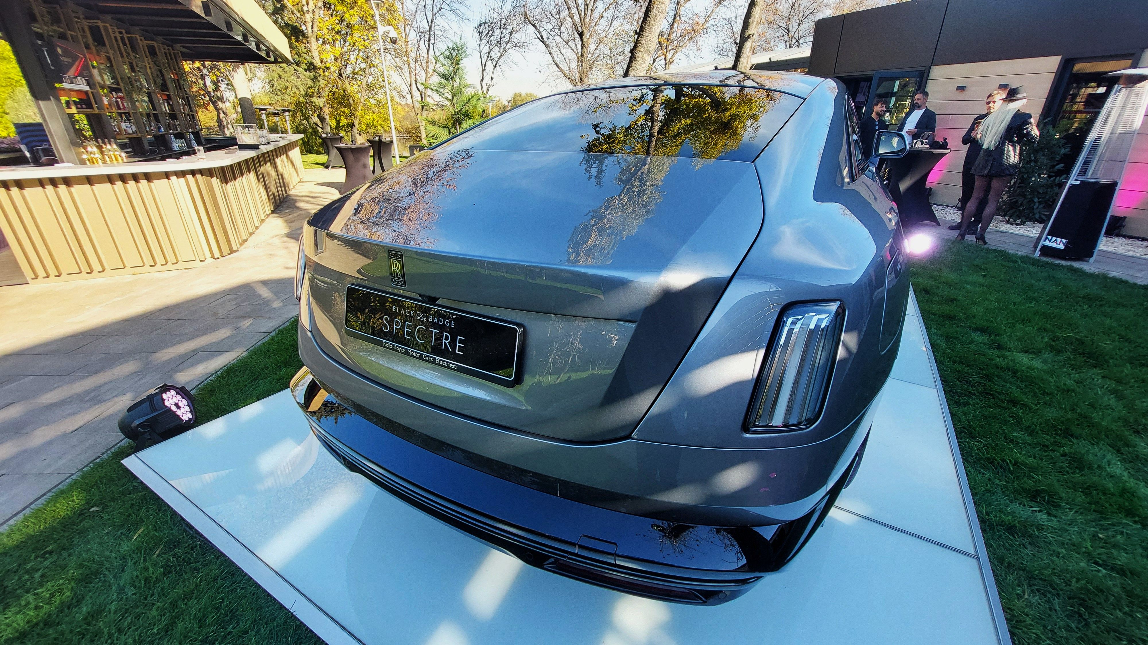 Black Badge Spectre, cel mai puternic Rolls-Royce din toate timpurile, prezentat oficial la București - Poza 28