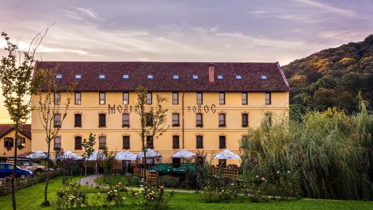 File de nuvela: Cum a ajuns Moara cu Noroc un business de milioane de euro