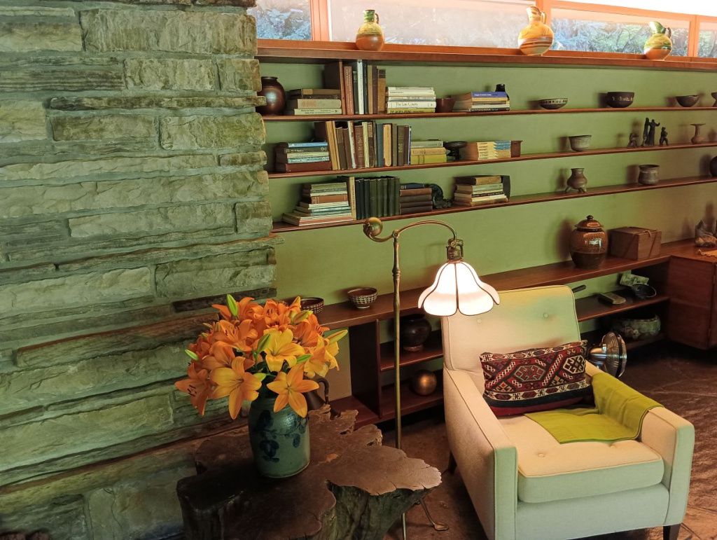 Cum arată Fallingwater, cea mai frumoasă casă din America, construită pe o cascadă - Imagine 40