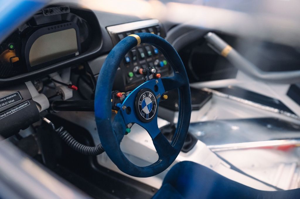 GALERIE FOTO | BMW aduce în realitate o mașină faimoasă din seria Need For Speed - Imagine 10