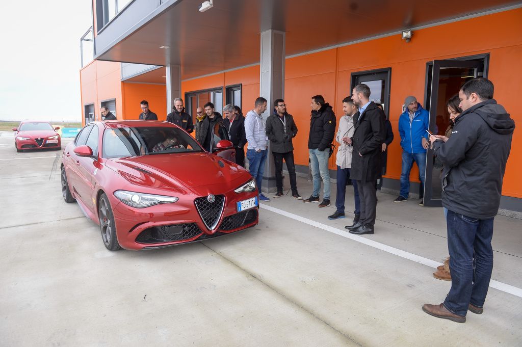 Alfa Romeo Giulia - Imagine 1
