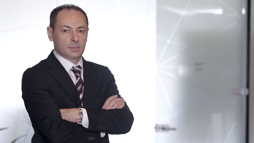 Raport PwC: Convergenta, apropierea de clienti si nevoia de a construi incredere au devenit factorii cheie ai pietei globale de media si divertisment