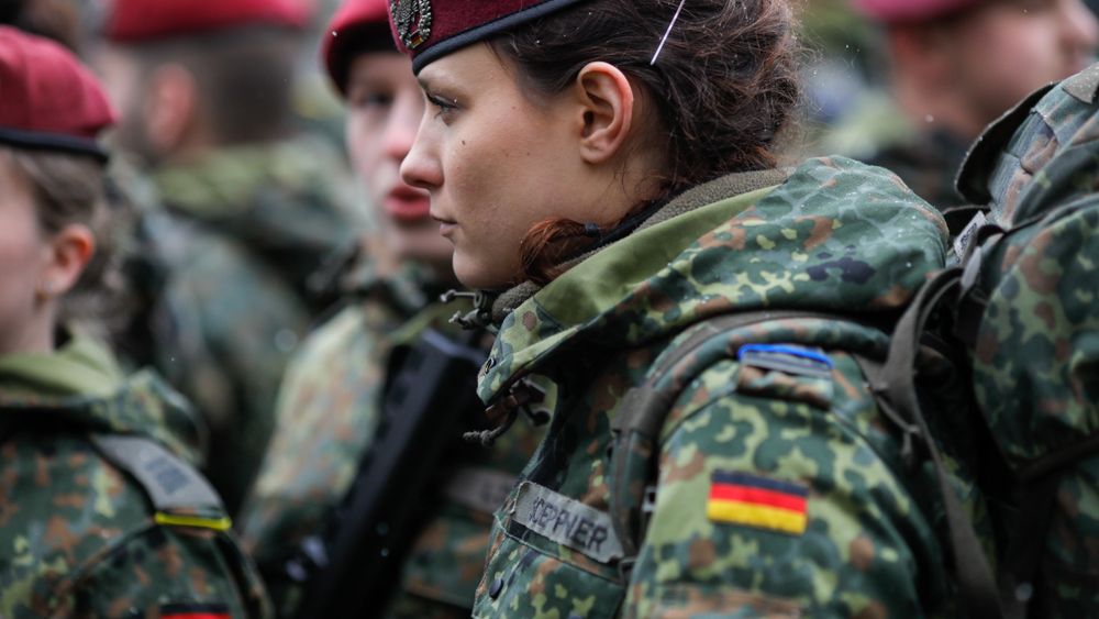 Germania ia în calcul reintroducerea serviciului militar obligatoriu