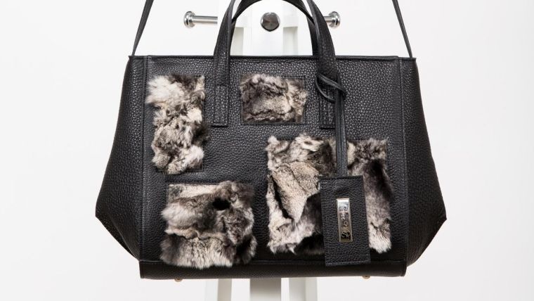 Ama Fashion, reduceri de pana la 60% la articole de imbracaminte de Black Friday