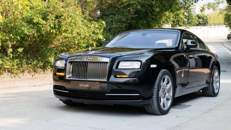 INTERVIU Peter Schoppmann, Rolls-Royce: "Nu avem niciun concurent in industria auto. Ne batem cu imobiliare, elicoptere, avioane private si iahturi"