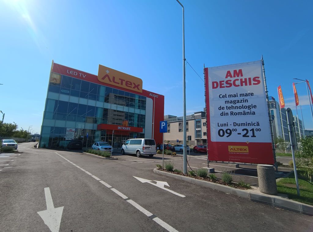Altex deschide un nou magazin: "Este cel mai mare magazin de tehnologie din România" - Imagine 4