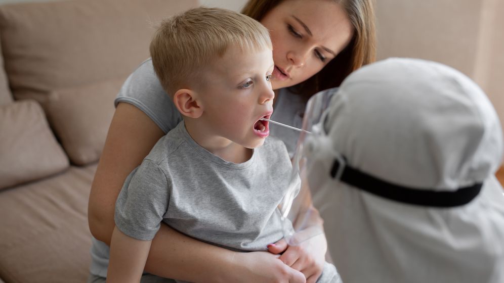 Update: Primăria Capitalei a decis să testeze gratuit elevii și profesorii din București, suspecți de COVID-19