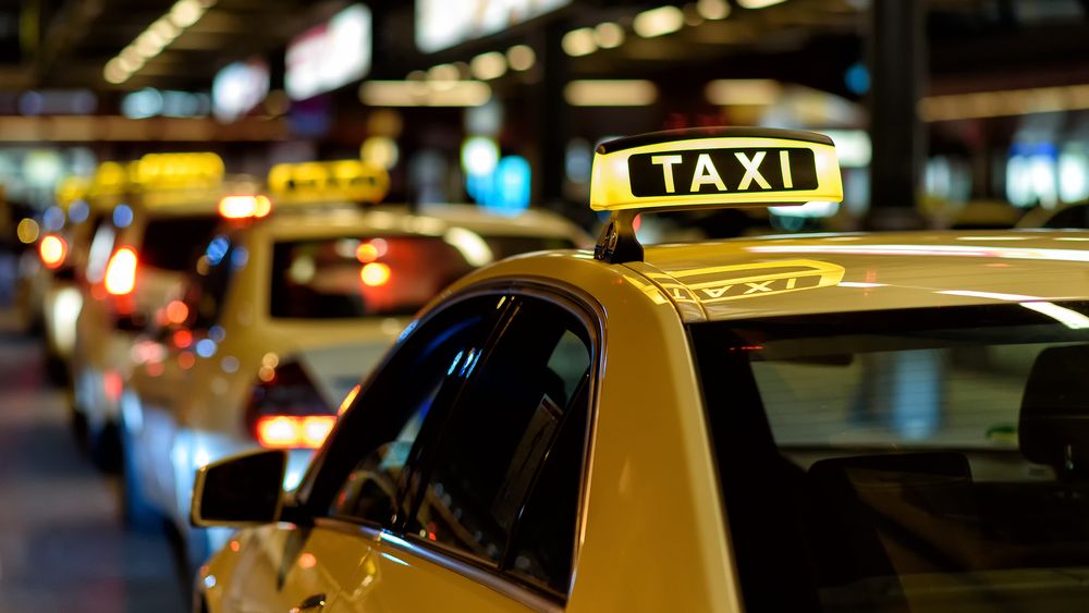 Reguli noi pentru taximetristii din Capitala. Dispar soferii din Ilfov