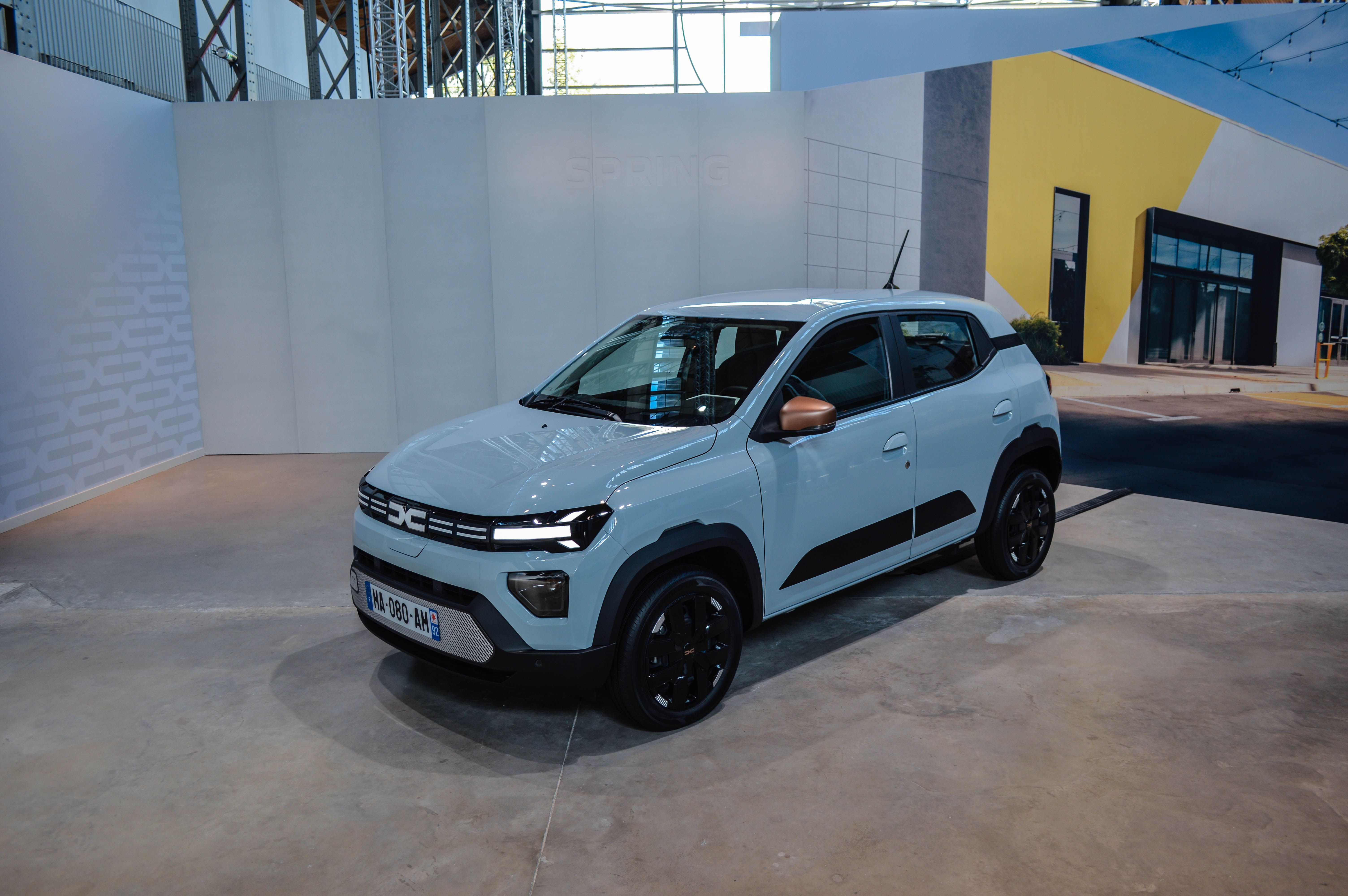 FOTO | Dacia aduce noutăți în bloc pentru toate modelele. Ce este nou la Sandero, Logan, Spring și Jogger și ce se schimbă la Duster și Bigster - Poza 4
