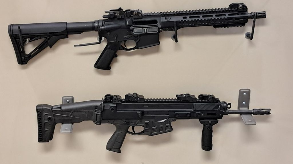 Cehii de la CZ Group bat palma cu o firmă românească pentru producția de arme "made in RO" - Imagine 1
