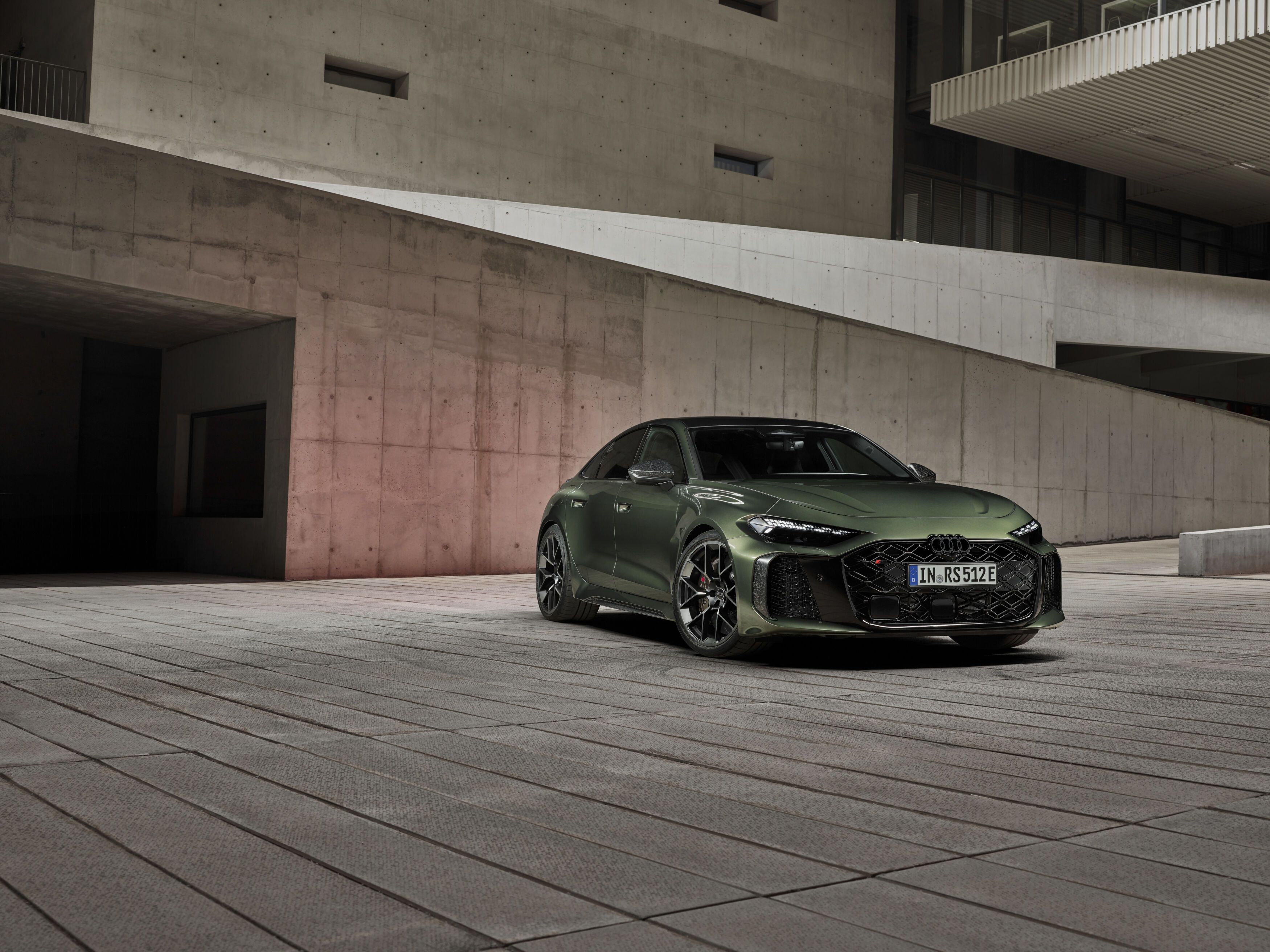 FOTO | Noul Audi RS5 are peste 600 de cai putere și cântărește aproape 2,4 tone. Care sunt secretele primului plug-in hibrid de la Audi Sport - Poza 12