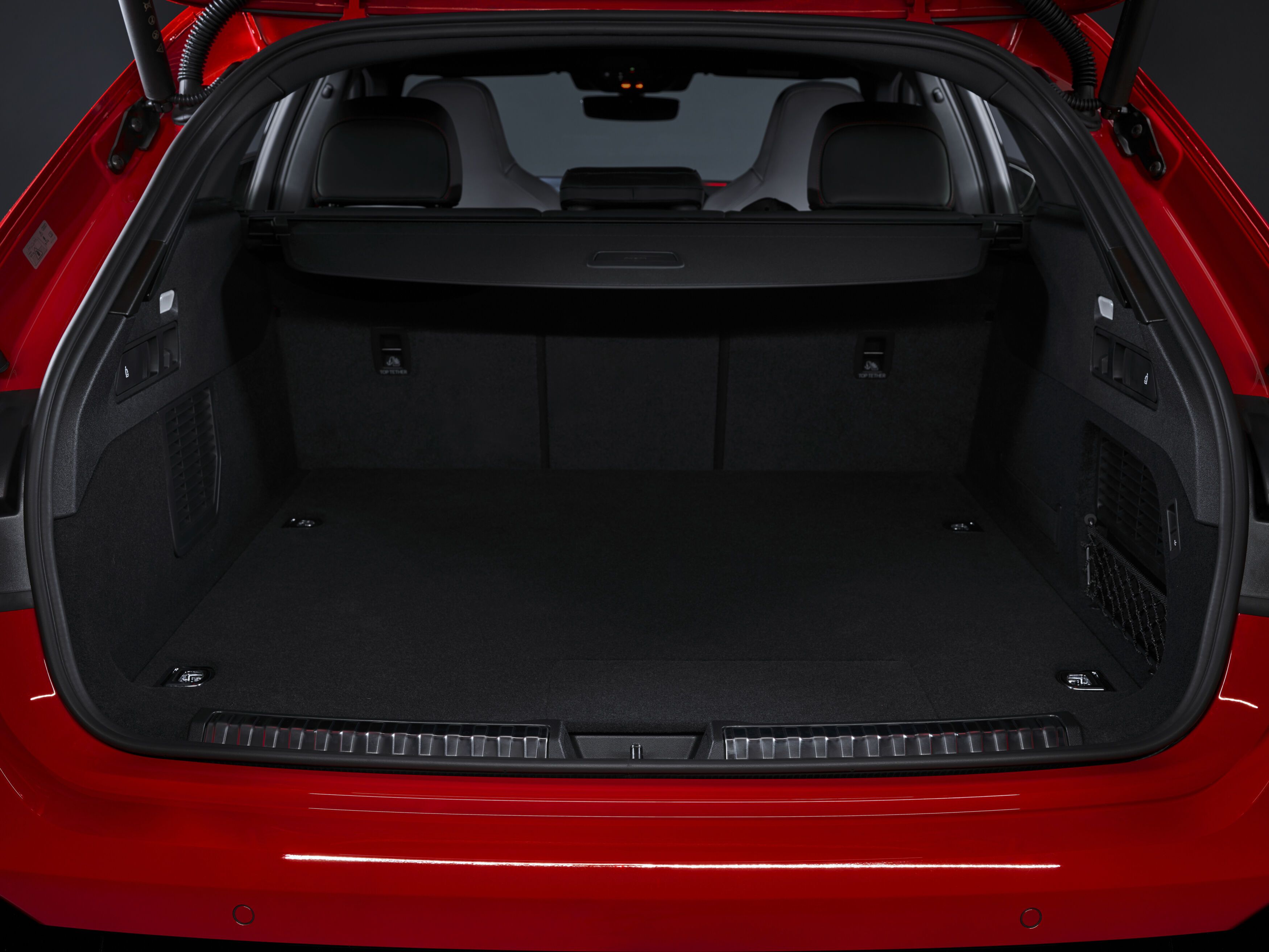 FOTO | Noul Audi RS5 are peste 600 de cai putere și cântărește aproape 2,4 tone. Care sunt secretele primului plug-in hibrid de la Audi Sport - Poza 24