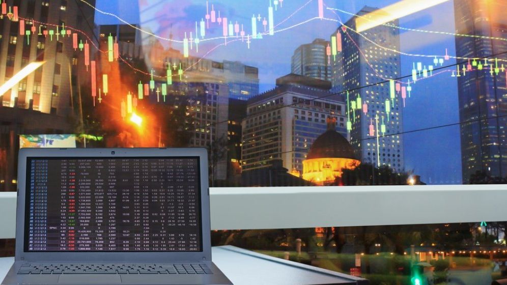 Alex Milcev (EY): Daca o firma are de vopsit un gard, trebuie sa dea tuturor angajatilor salariul minim de 3.000 de lei, dar nu primeste facilitati