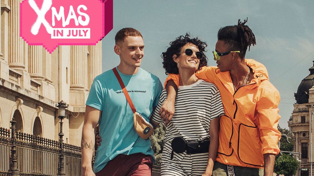 Românii cumpără din ce în ce mai mult online în pandemie, cu precădere articole sportive și de sezon